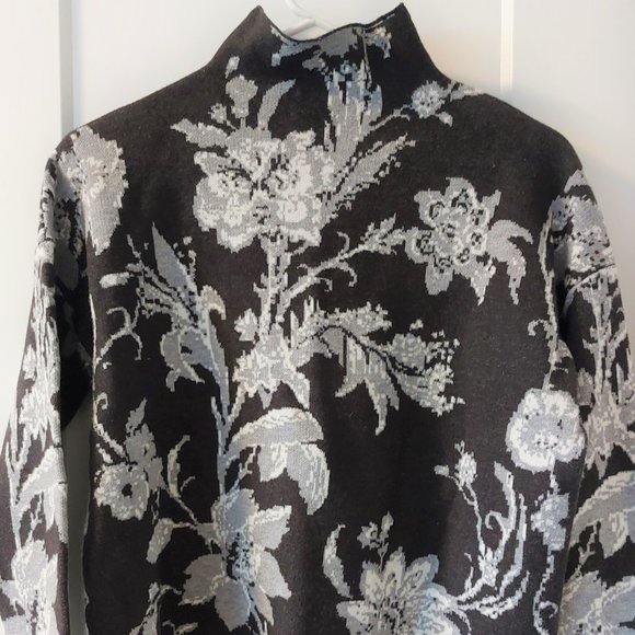 CYNTHIA ROWLEY Funnel Neck Long Sleeves Floral Sweater - Black/Grey/White - Med - Picture 1 of 6